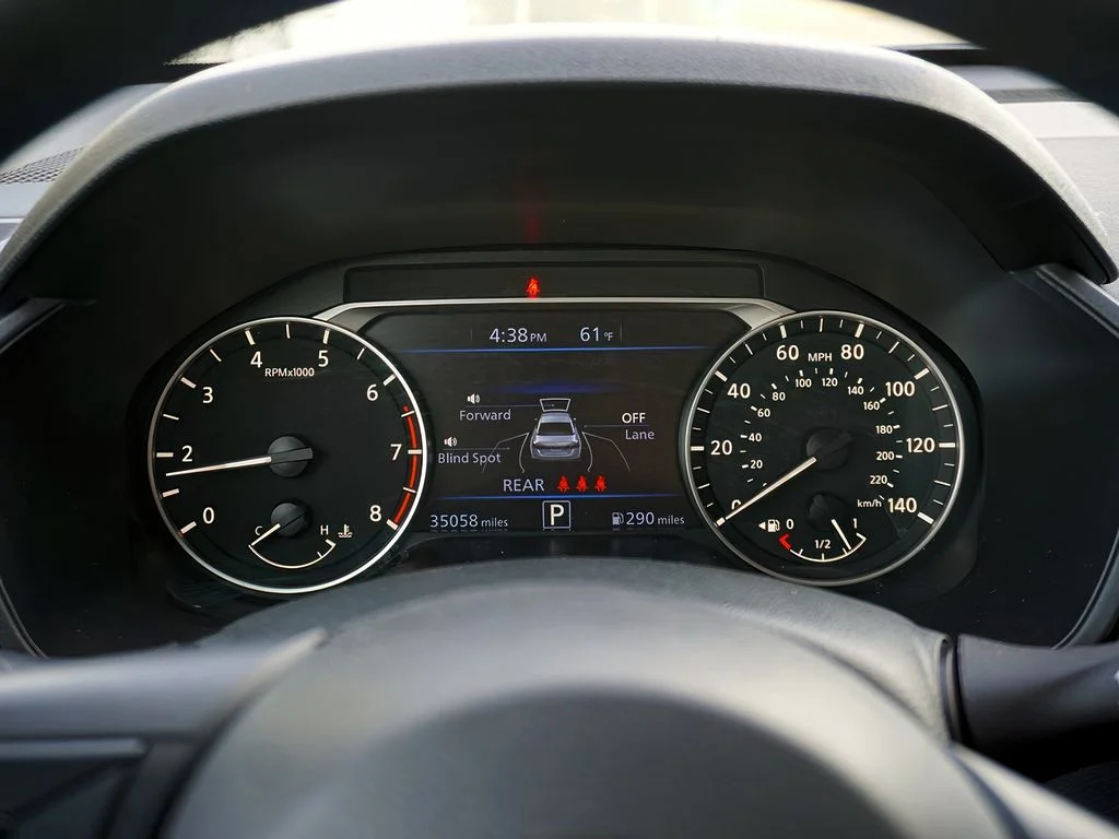 2025 Nissan Altima SV - Photo 24
