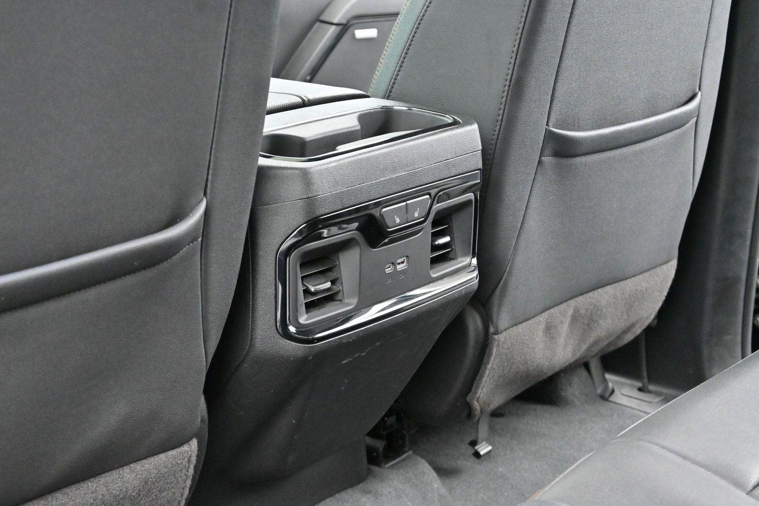 Used 2024 Onyx Black GMC AT4 image 30