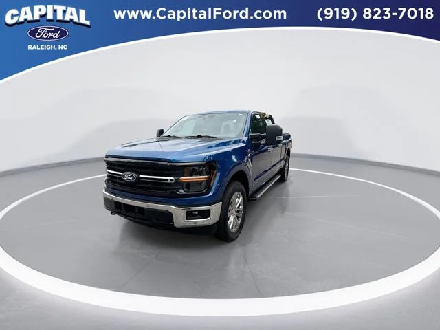 Used 2025 Blue Ford XLT image 4