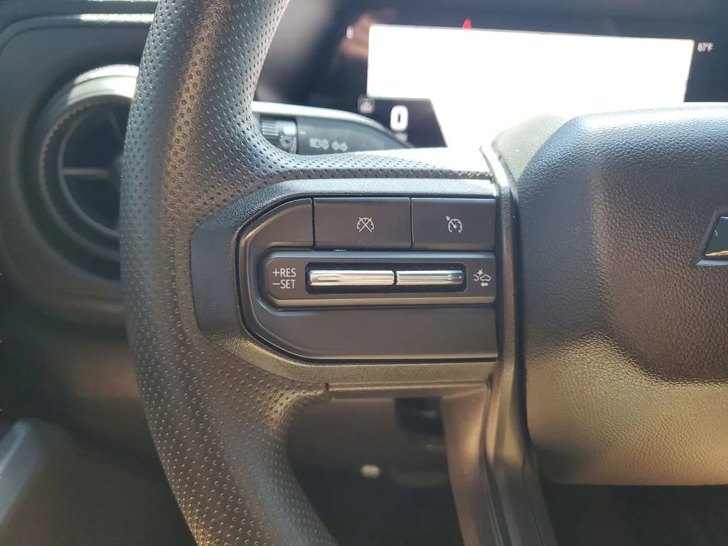 Used 2025 Summit White Chevrolet WT/LT image 20