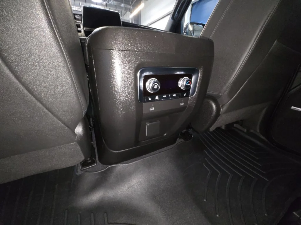 Certified Used 2023 Midnight Blue Metallic GMC SLT image 34