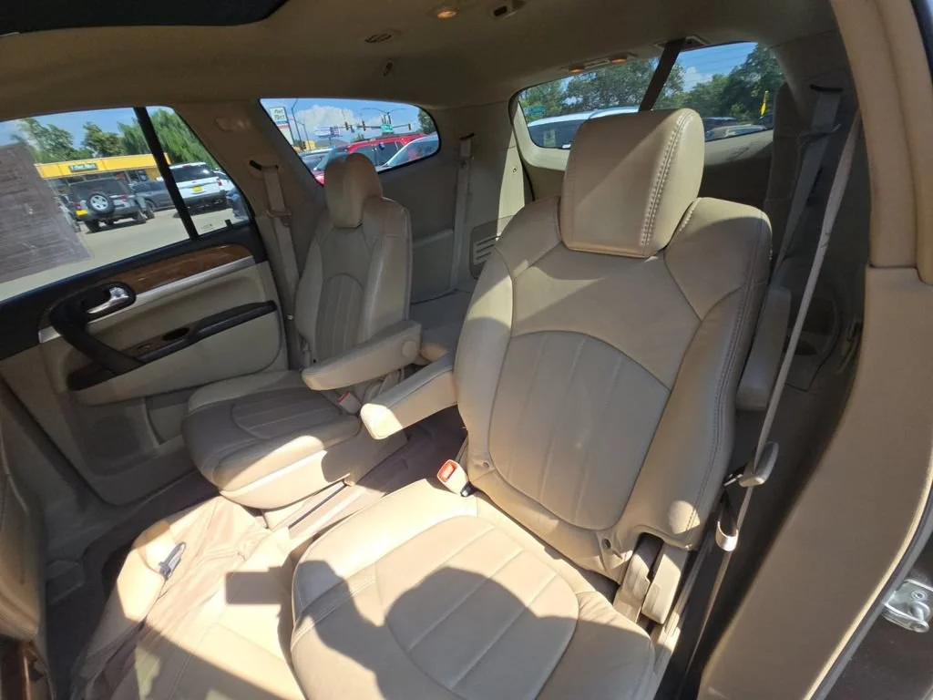 Used 2008 COCOA METALLIC Buick CXL image 28