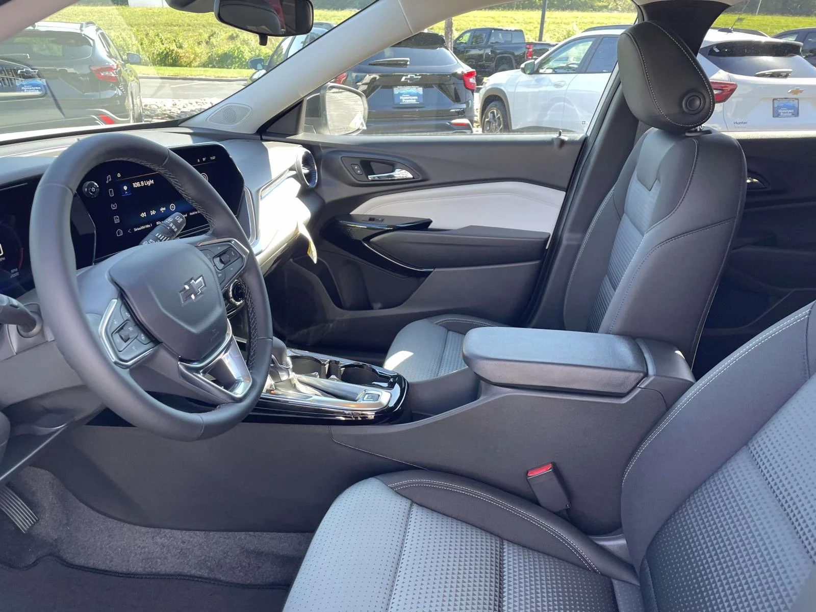 New 2026 Summit White Chevrolet LT image 16