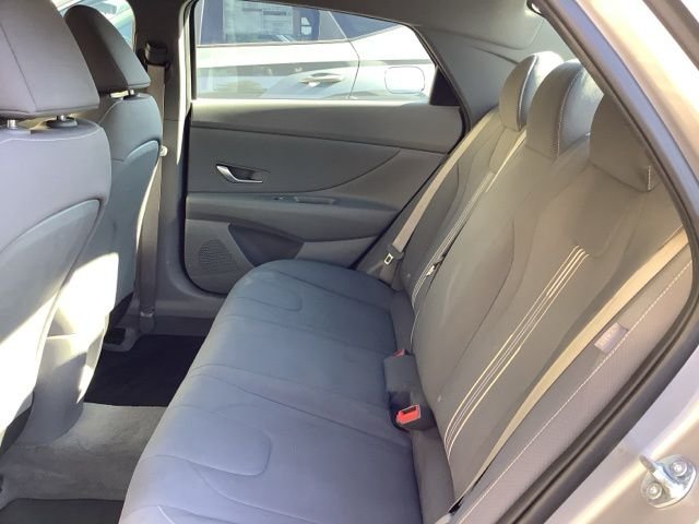2025 Hyundai Elantra SEL - Photo 19