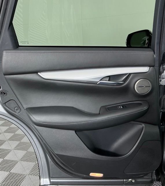 Used 2019 Gray INFINITI ESSENTIAL image 20