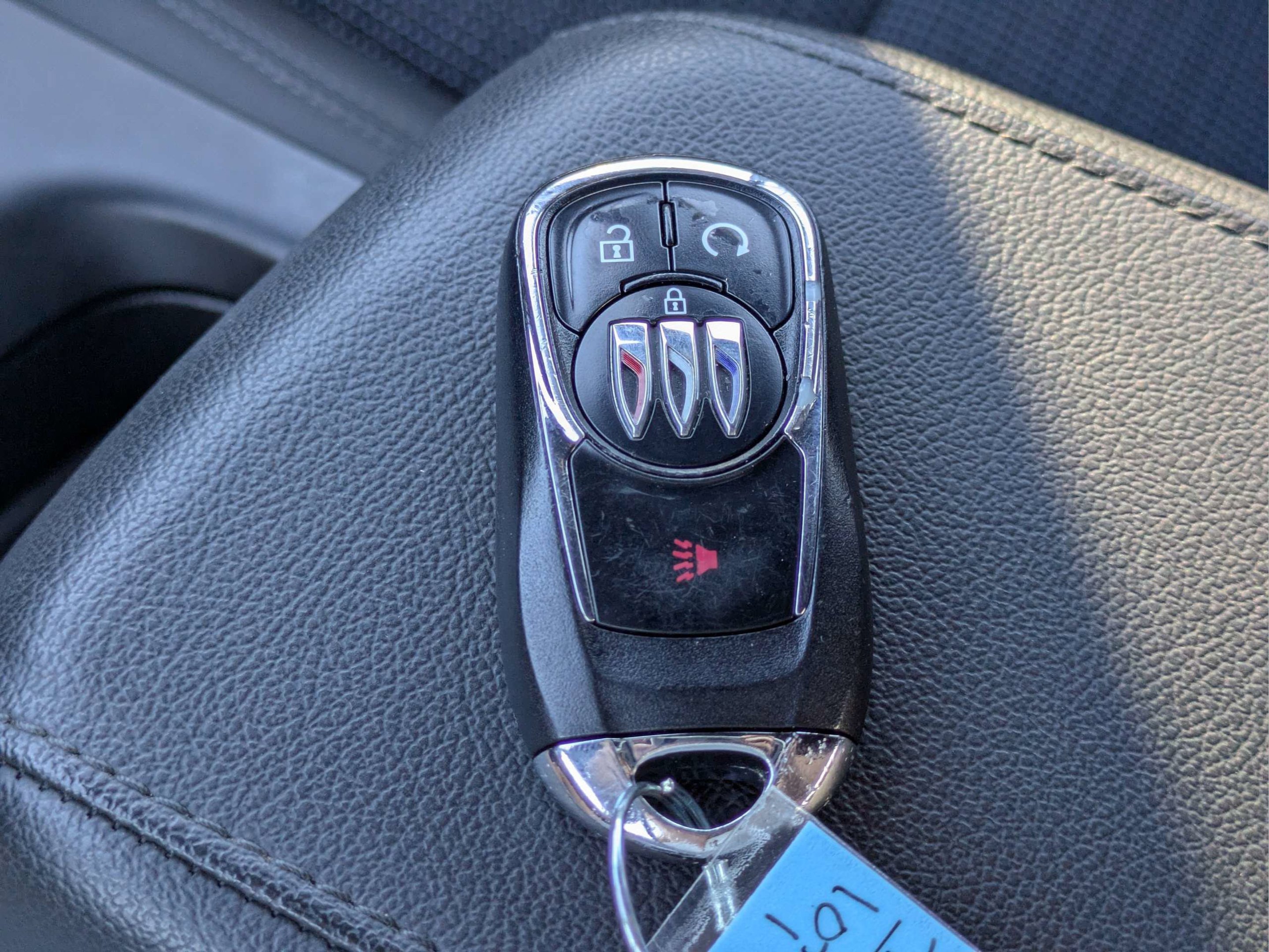 Used 2026 Summit White Buick Preferred image 29