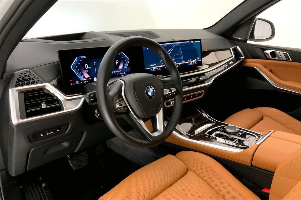 Used 2026 Mineral White Metallic BMW  image 21