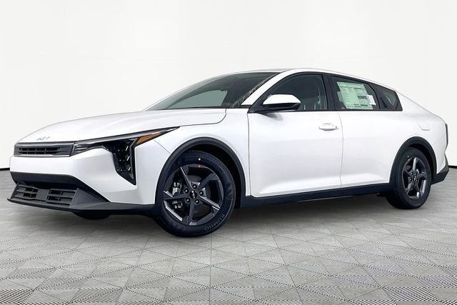 New 2026 Snow White Pearl Kia LXS image 1