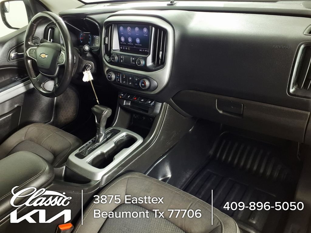 Used 2021 White Chevrolet LT image 14
