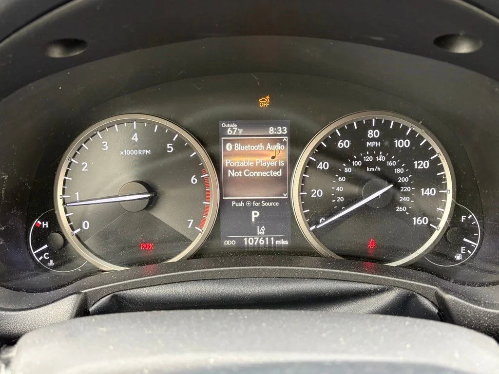 Used 2018 White Lexus 300 Base image 18