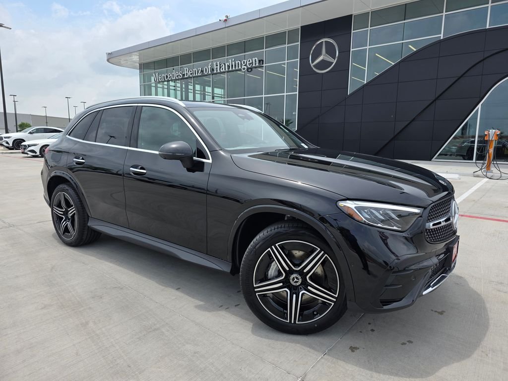 New 2026 Black Mercedes-Benz GLC 300 image 1