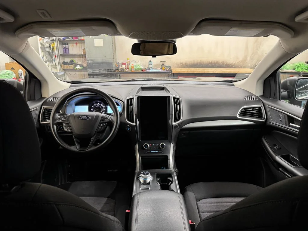 Used 2024 Gray Ford SE image 26