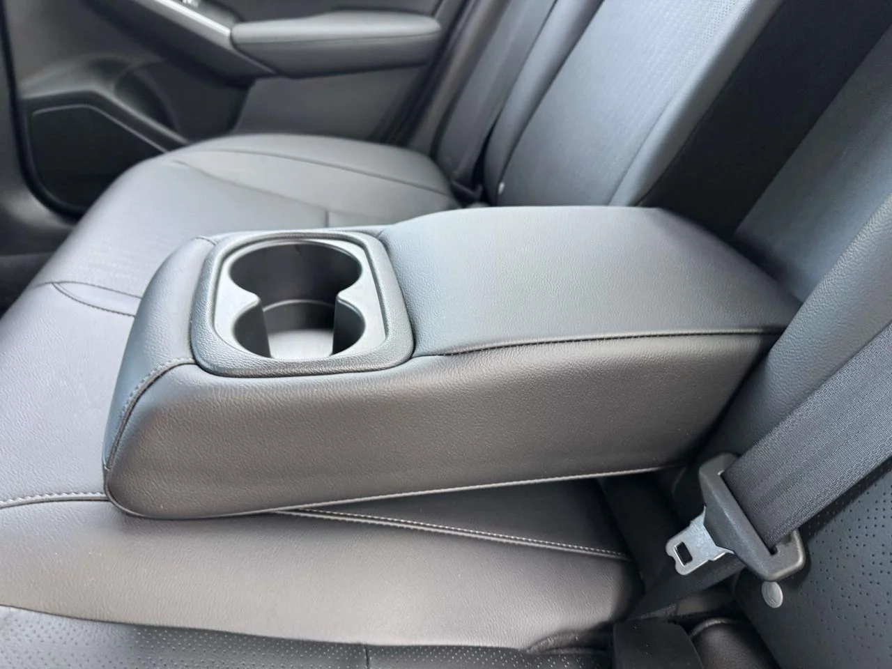 Used 2025 Solar Silver Metallic Honda Sport image 18