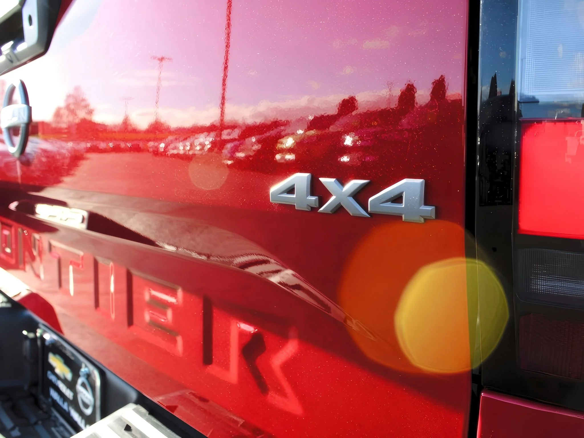 2024 Nissan Frontier SL - Photo 36
