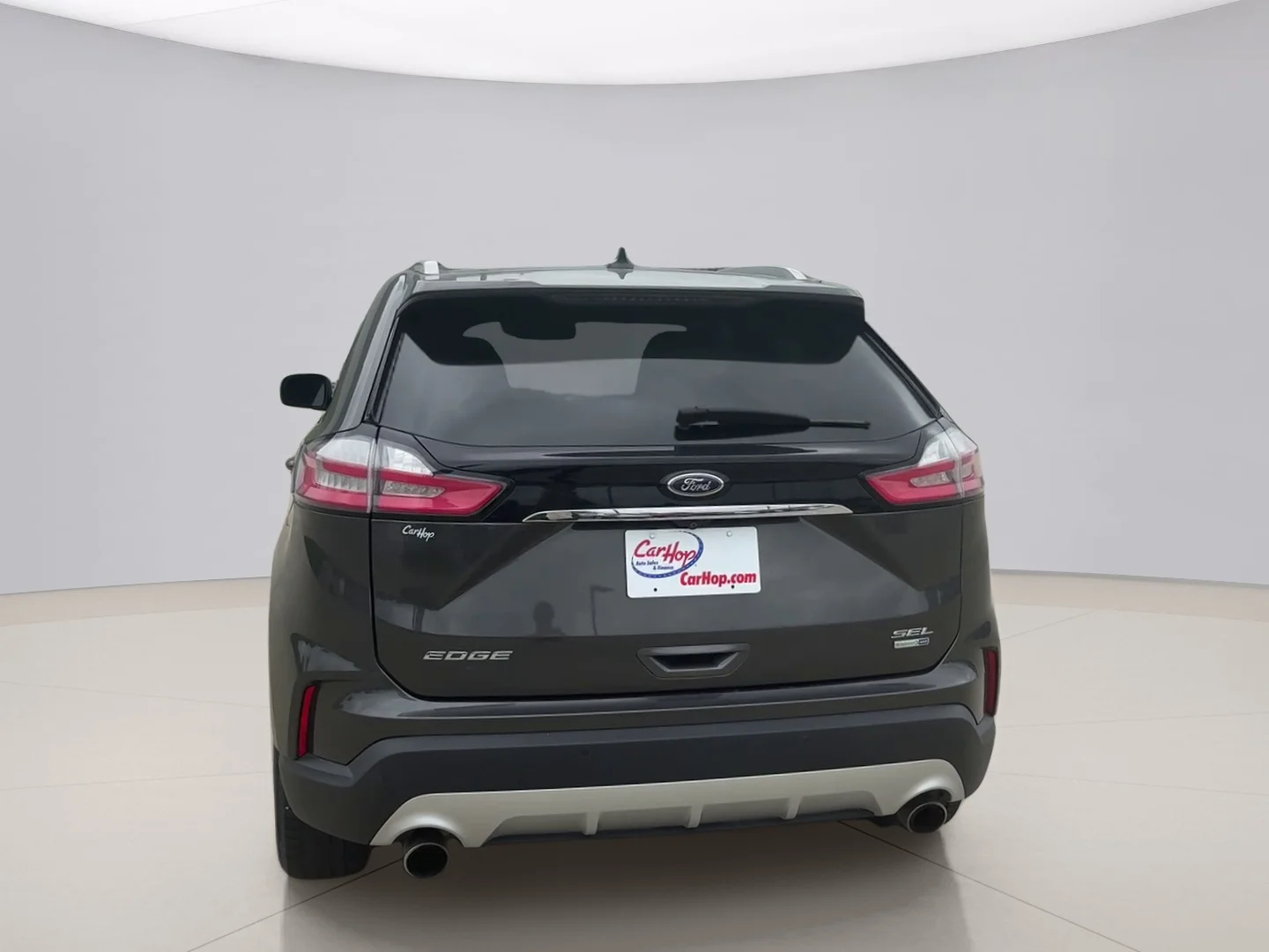 Used 2019 Gray Ford SEL image 6