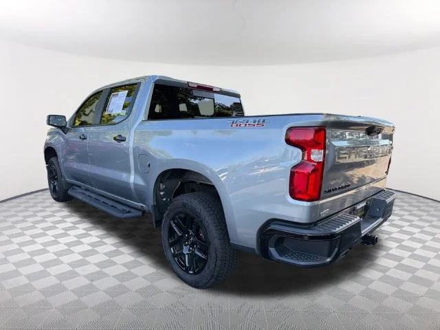 Used 2026 Sterling Gray Metallic Chevrolet LT Trail Boss image 7