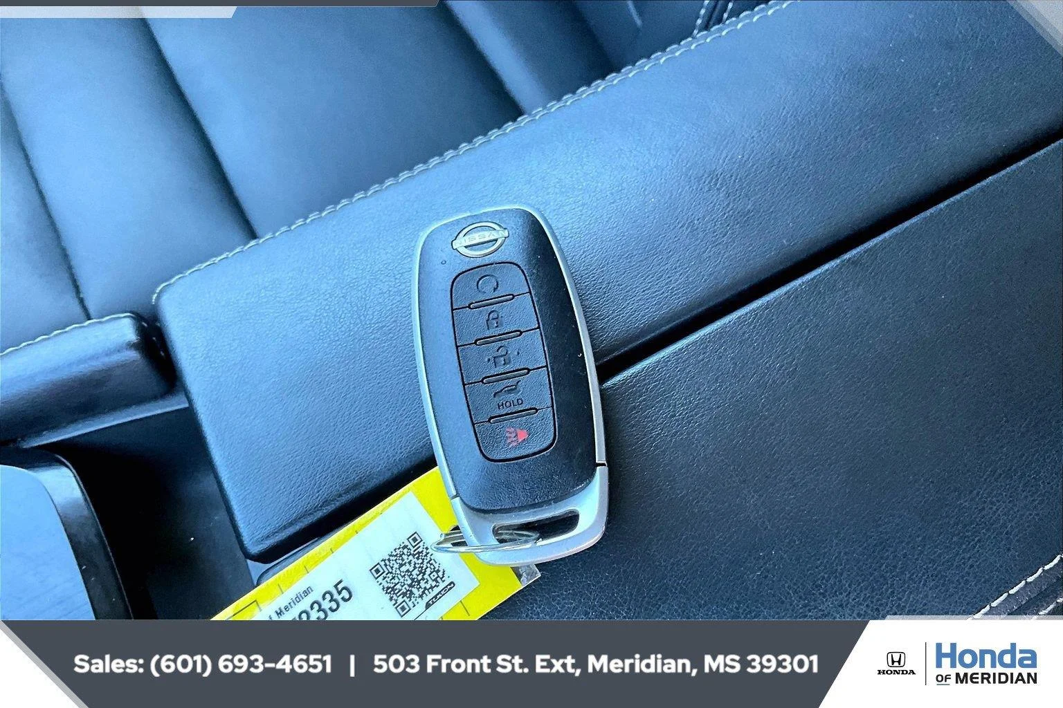Used 2023 Gun Metallic Nissan SL image 9