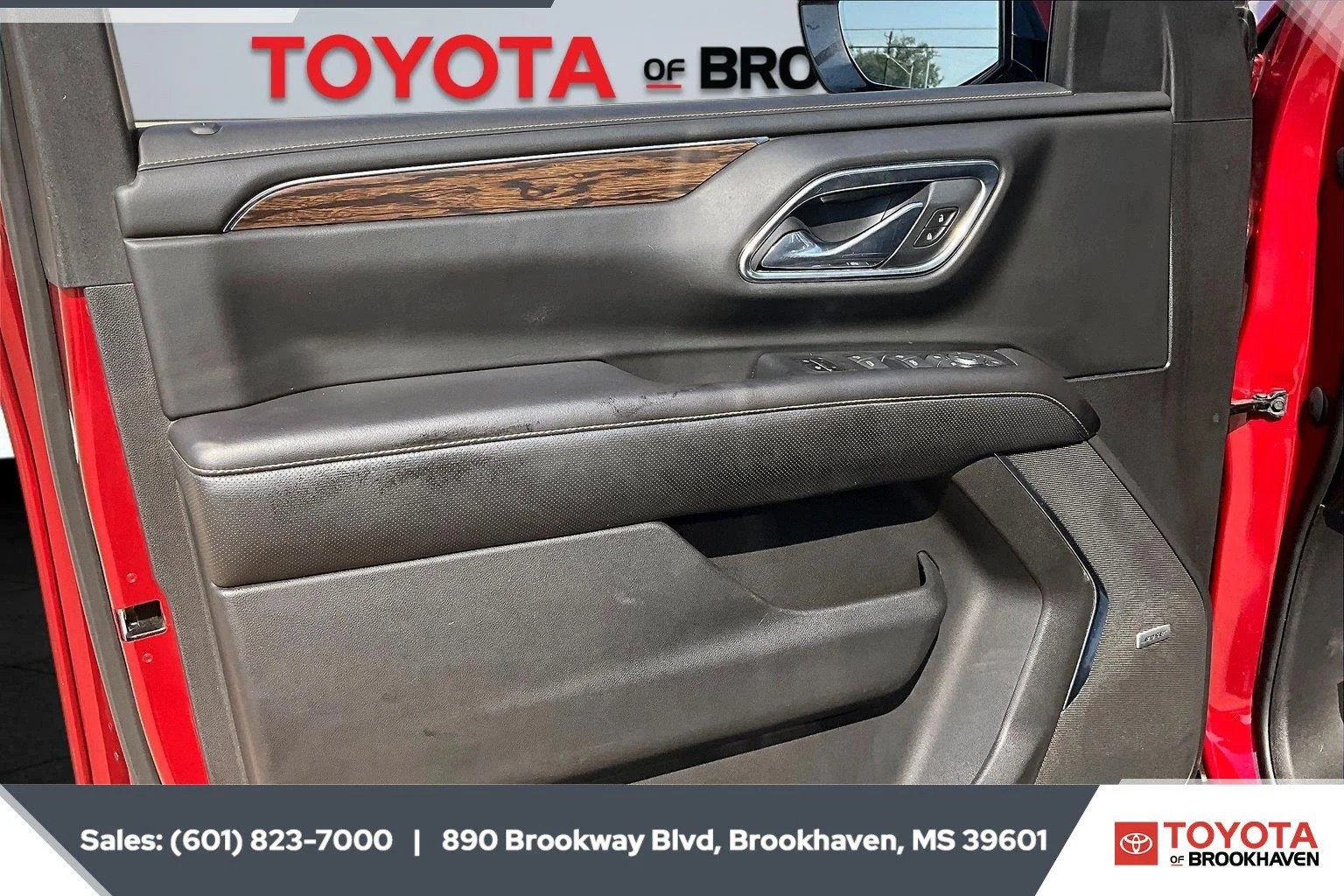 Used 2021 Cherry Red Tintcoat Chevrolet Premier image 17