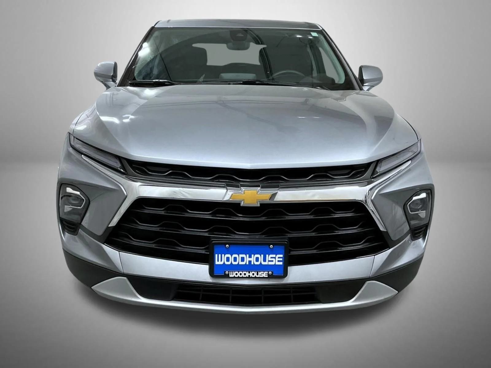 Used 2025 Gray Chevrolet LT image 2