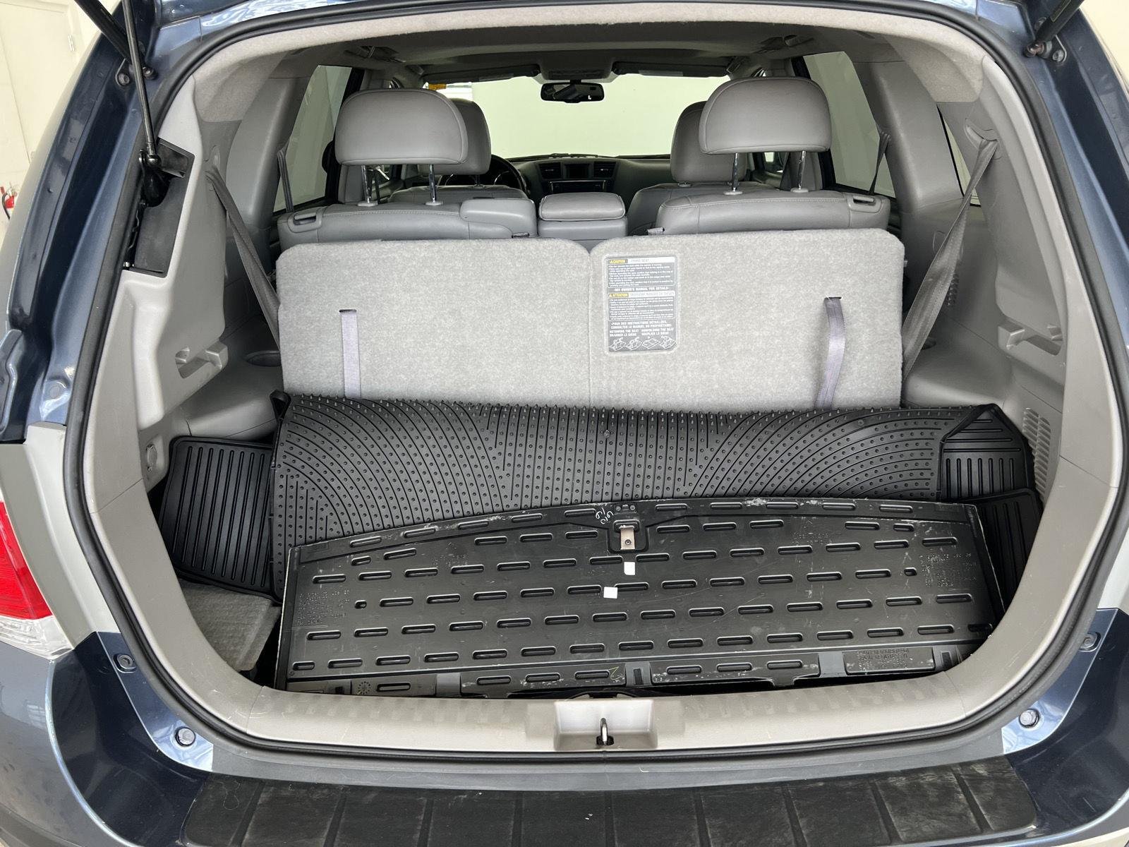 Used 2013 Shoreline Blue Pearl Toyota SE image 11
