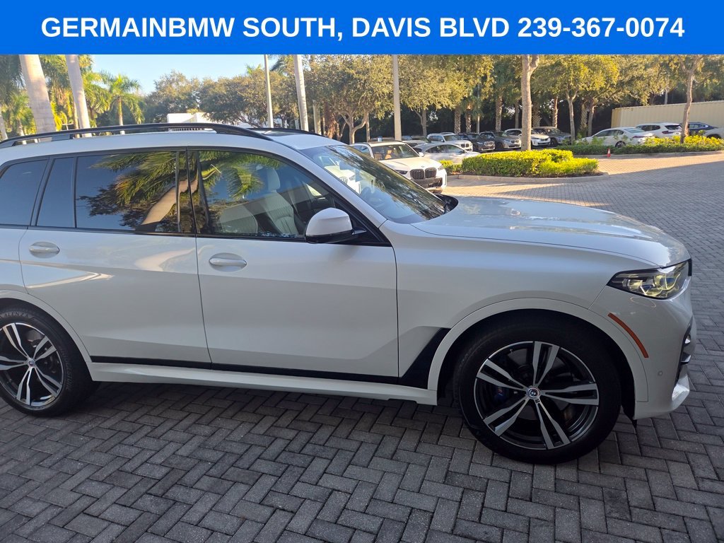 Used 2022 White Metallic BMW M50i image 32