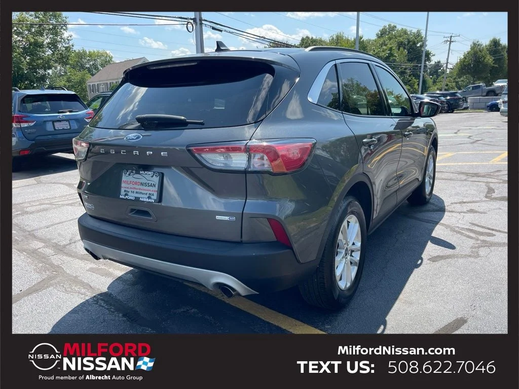 Used 2020 Gray Ford SE image 5