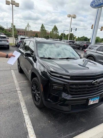 2024 Chevrolet Traverse LT