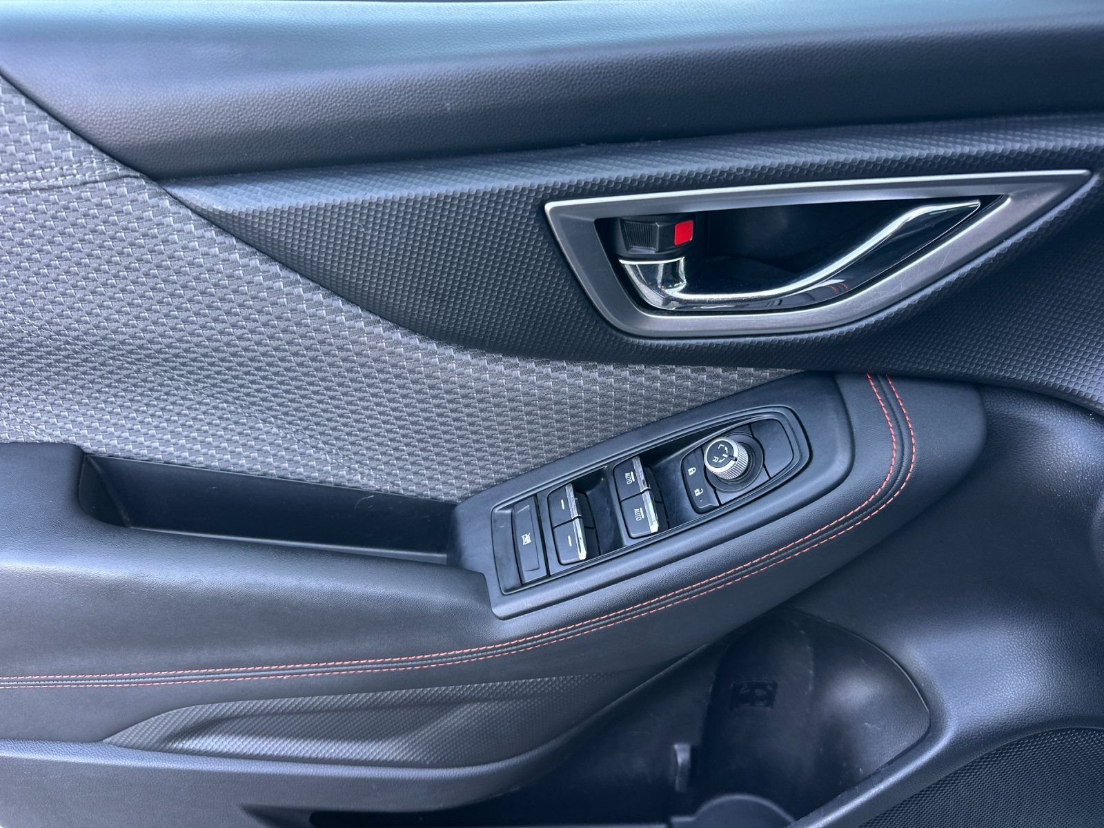 Used 2019 Crystal White Pearl Subaru Sport image 10