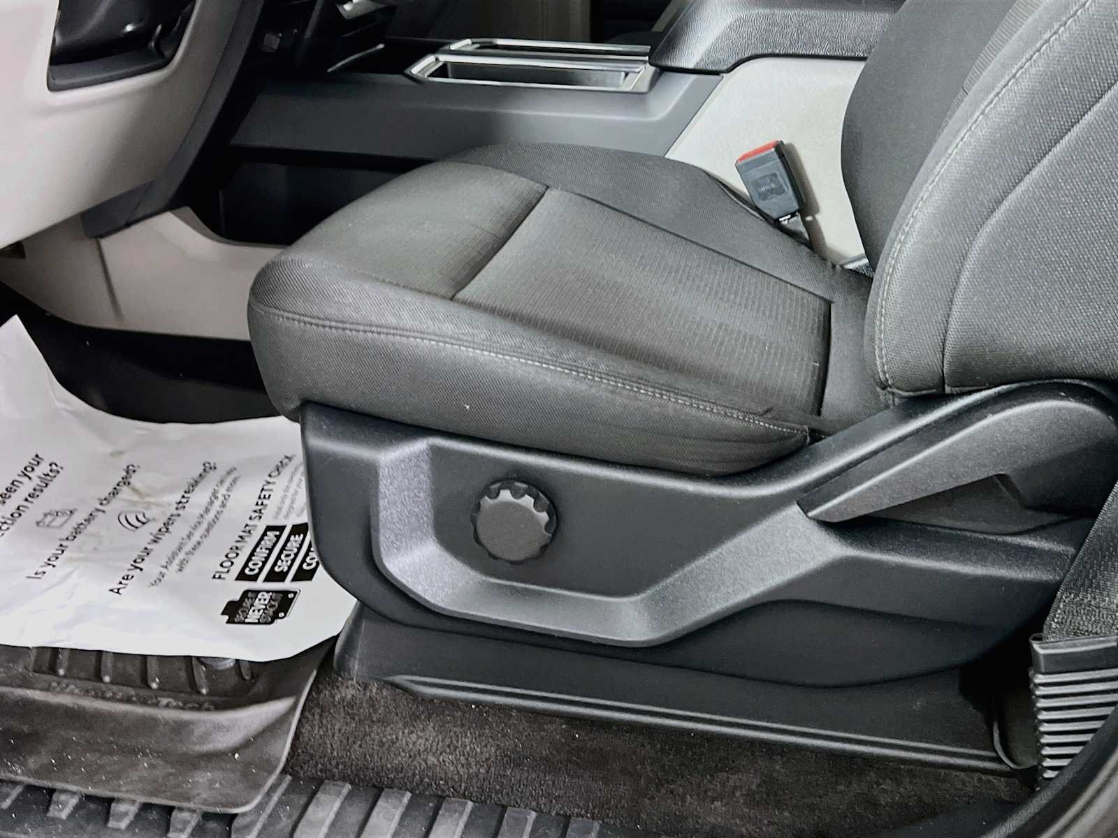 Used 2020 Agate Black Ford XL image 20