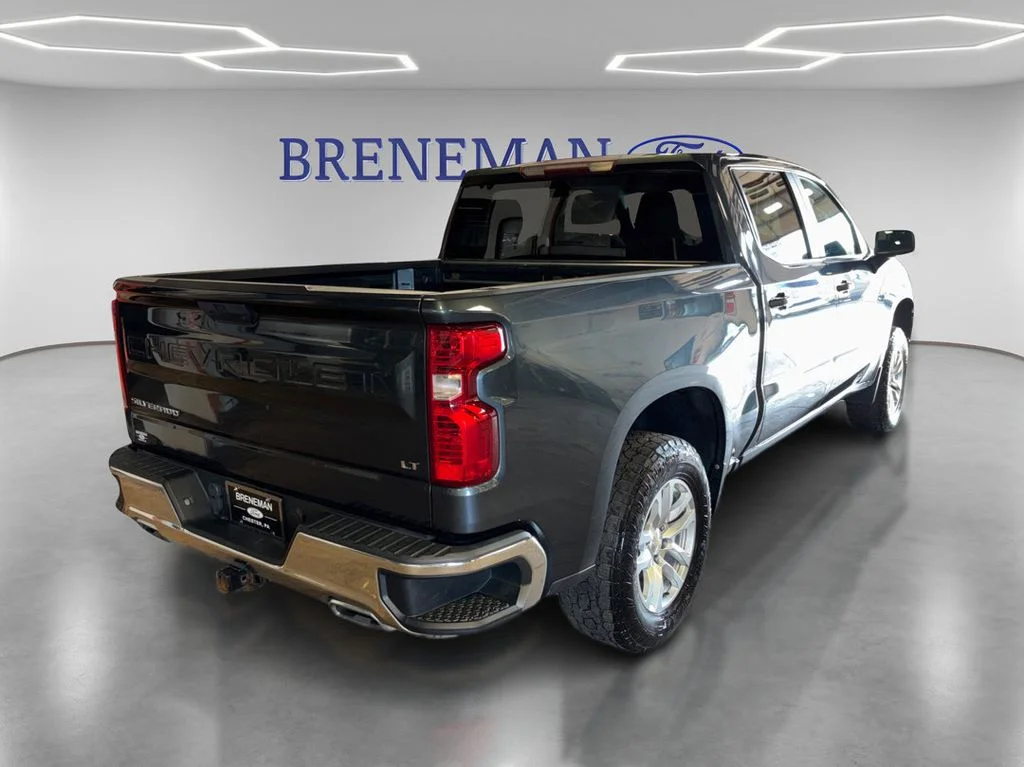 Used 2020 Shadow Gray Metallic Chevrolet LT image 8