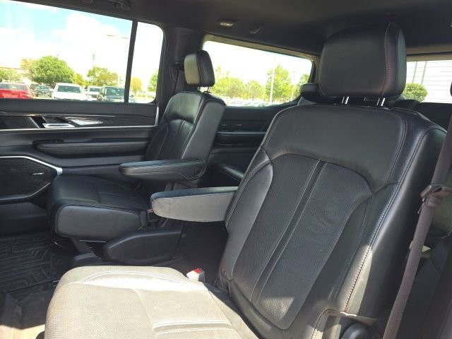 Used 2022 Red Jeep Series III image 6