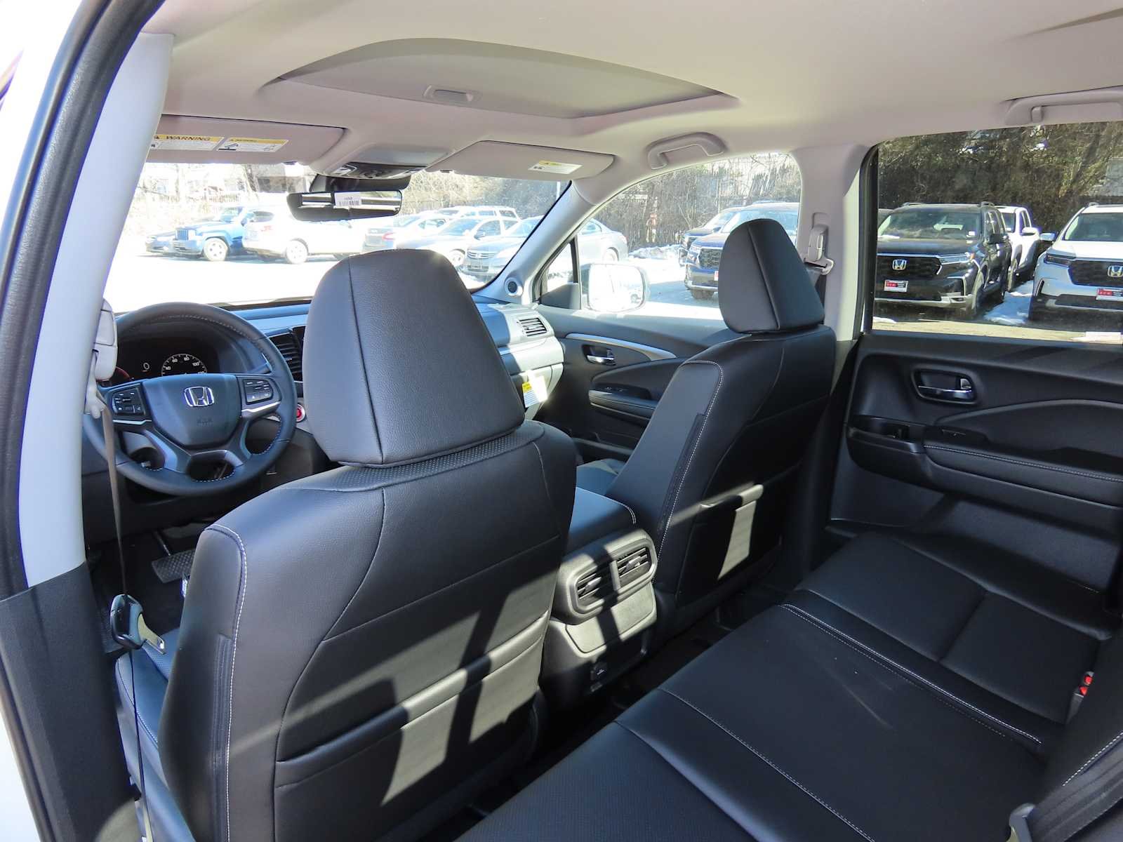 New 2026 Platinum White Pearl Honda RTL image 13