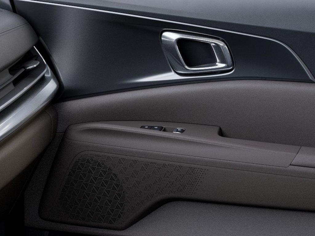 New 2027 Panthera Metal Kia LXS image 25