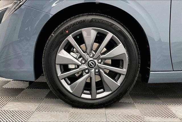 New 2026 Atlantic Gray Metallic Nissan SL image 11