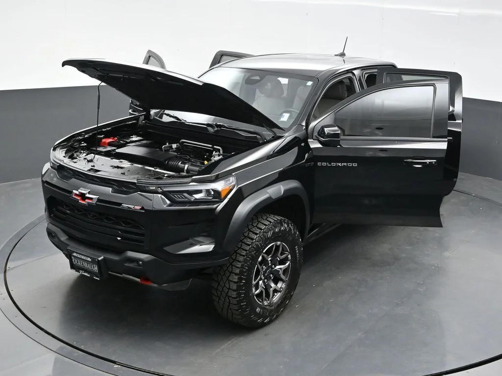Used 2026 Black Chevrolet ZR2 image 34