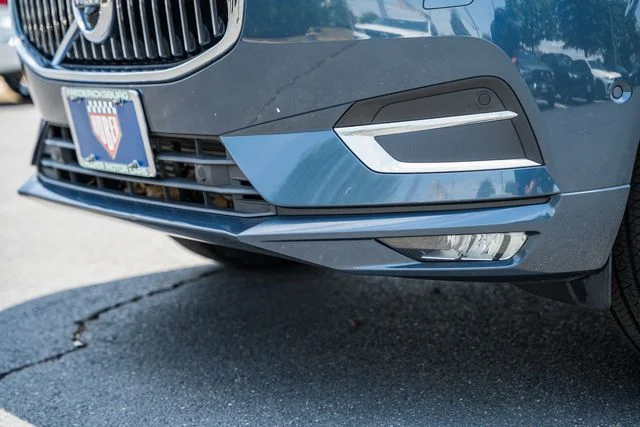 Used 2019 Denim Blue Volvo T5 Inscription image 15