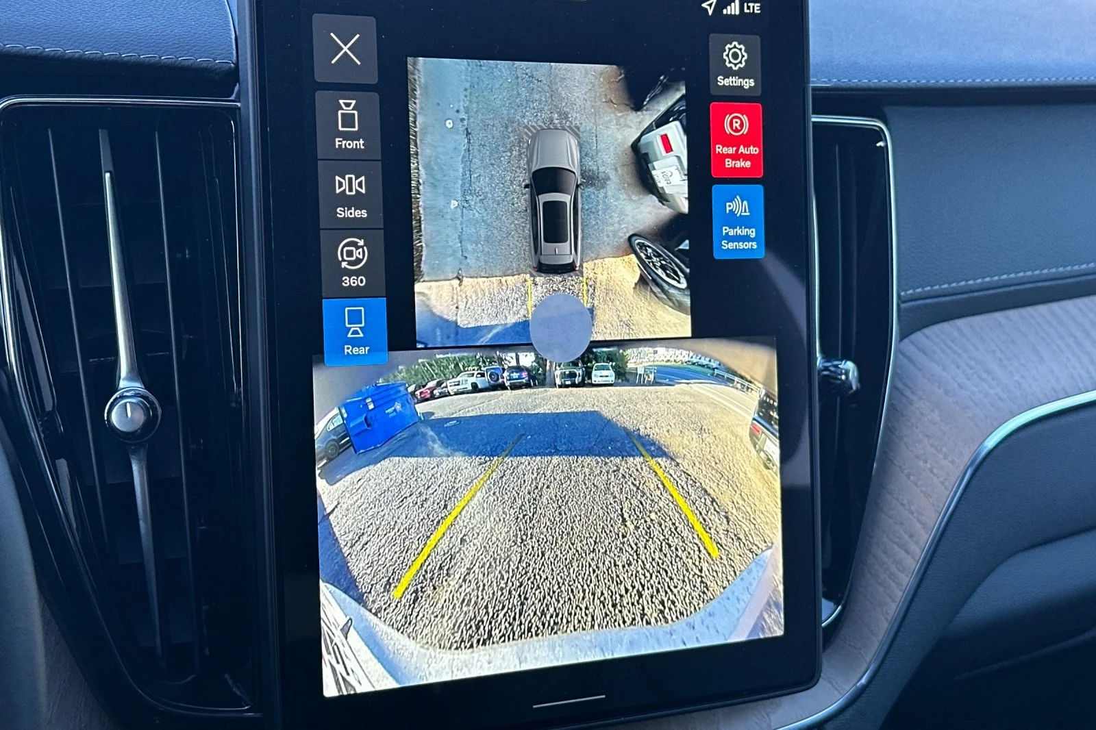 2026 Volvo XC60 Ultra - Photo 17