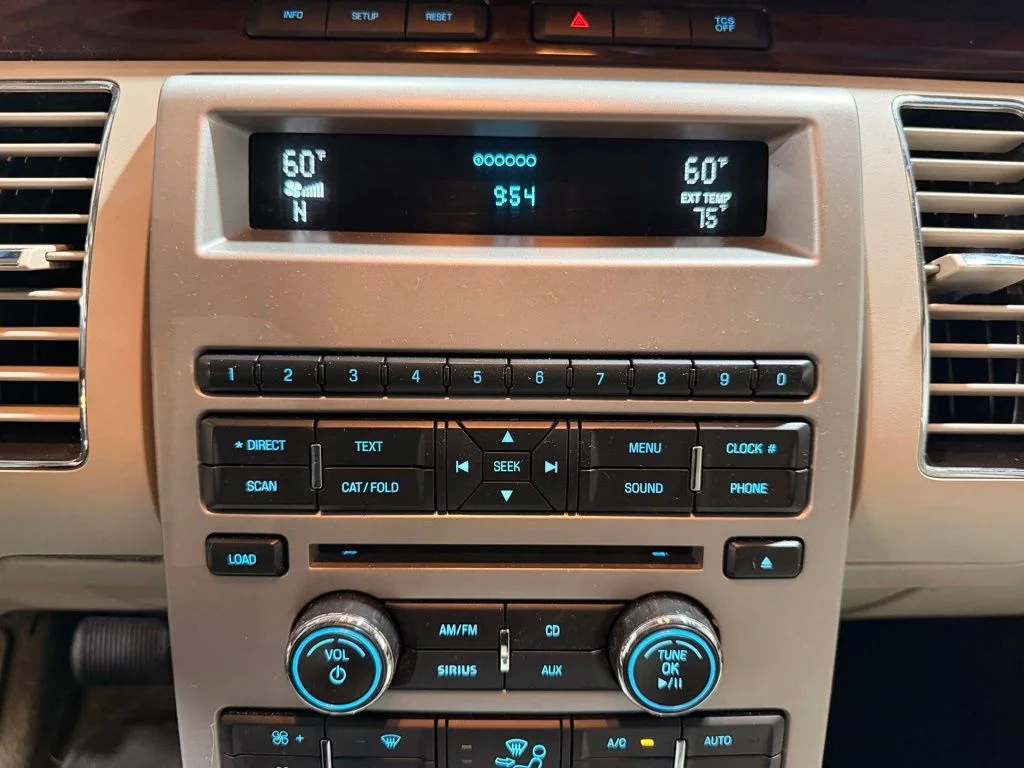 Used 2011 Red Ford SEL image 18