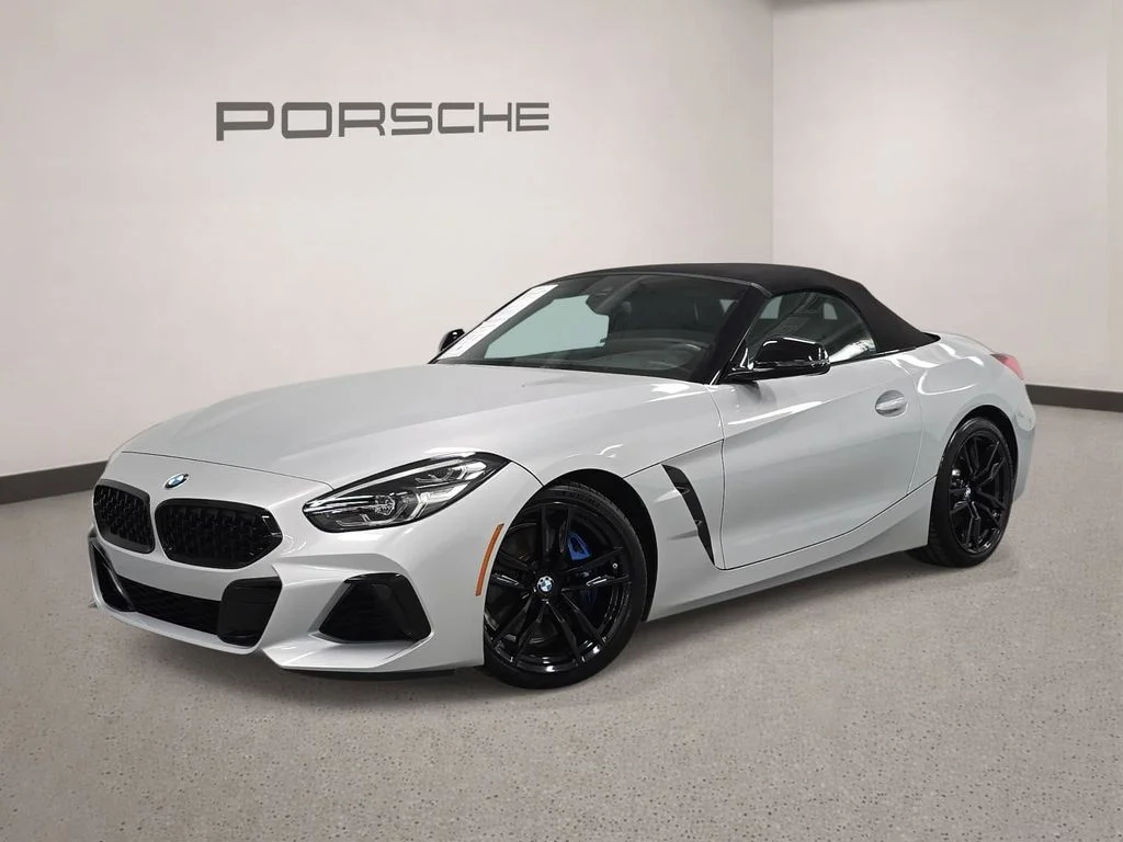2022 BMW Z4 M40i's photo
