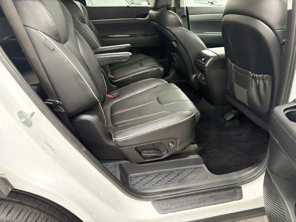 Used 2024 White Hyundai XRT image 15