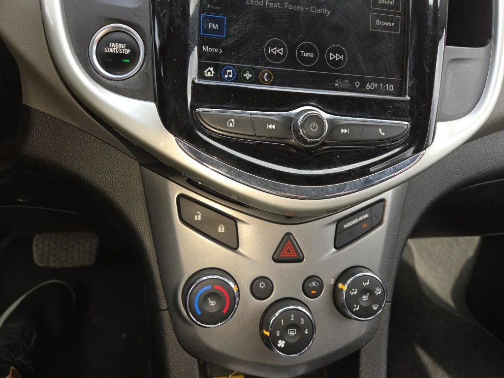Used 2019 Gray Chevrolet Premier image 22