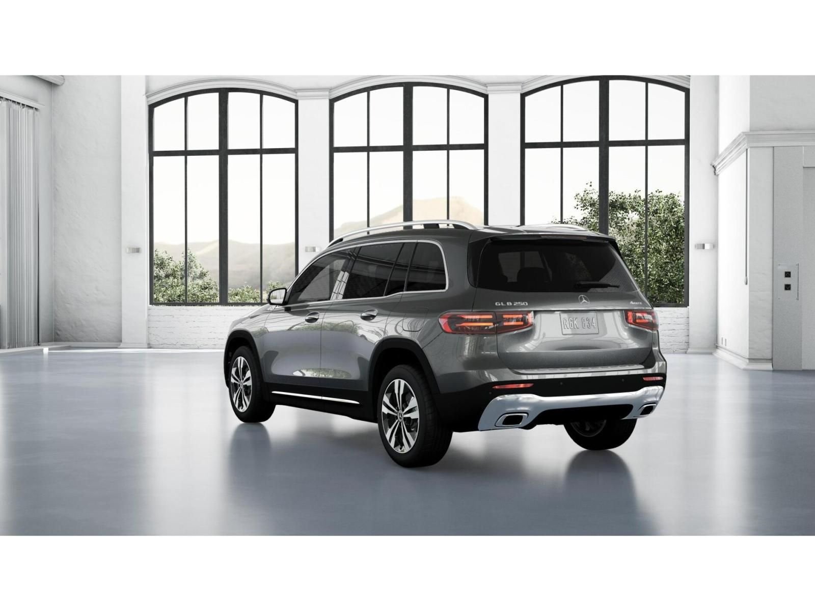 New 2026 Mountain Grey Metallic Mercedes-Benz GLB 250 image 29