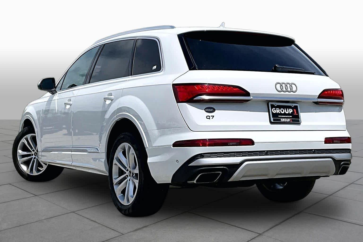 Used 2025 Carrara White Audi Premium Plus image 12