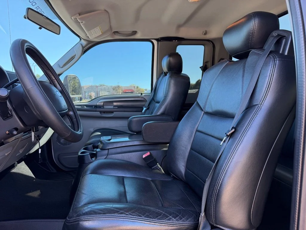 Used 2007  Ford XL image 23