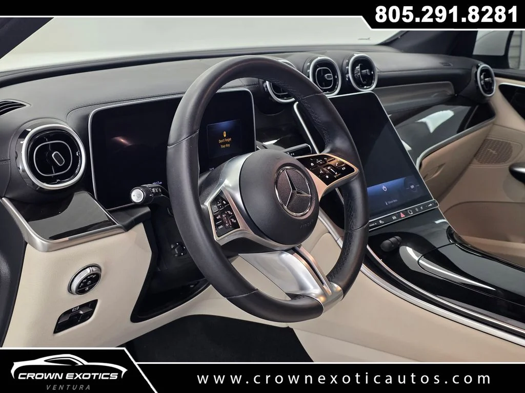 Used 2023  Mercedes-Benz GLC 300 image 22