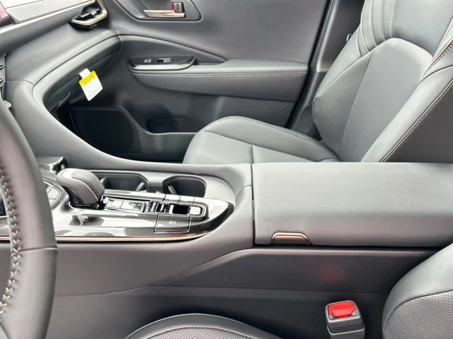 New 2026 Oxygen White with Black roof <sup>1</sup> Toyota  Limited image 30