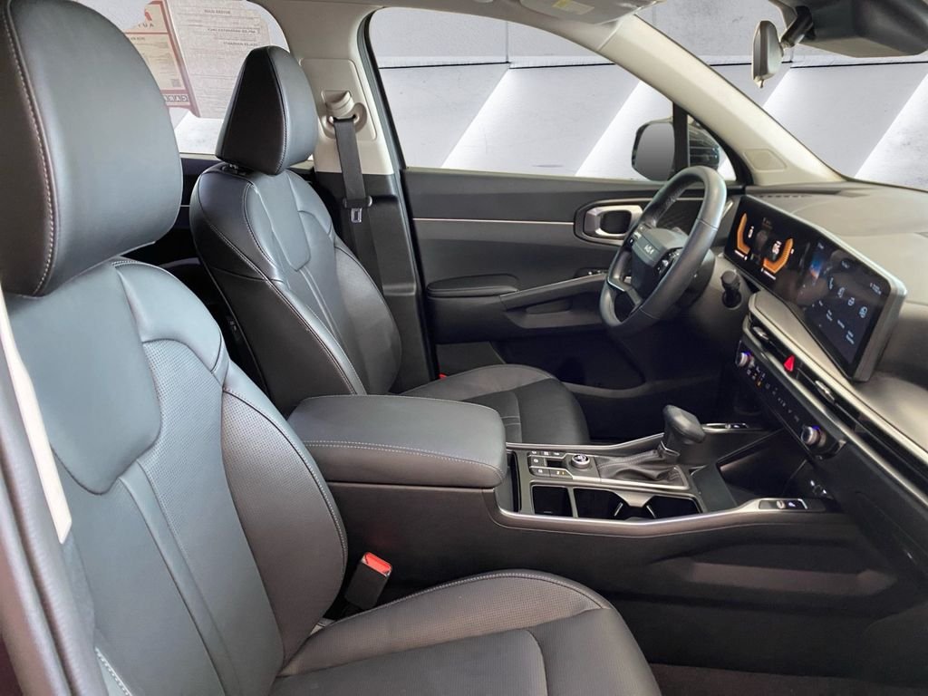 2026 Kia Sorento S - Photo 13