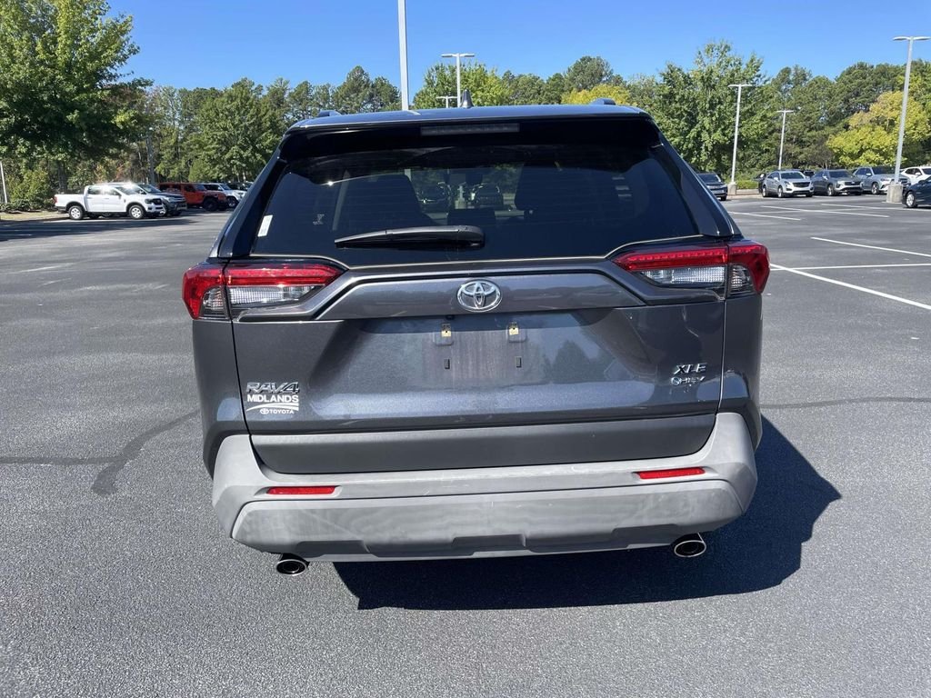 Used 2025 Gray Toyota XLE Premium image 6