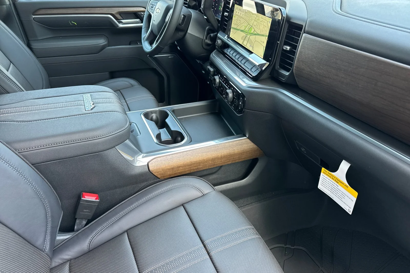 2026 Chevrolet Silverado 3500 HD High Country DRW view 14