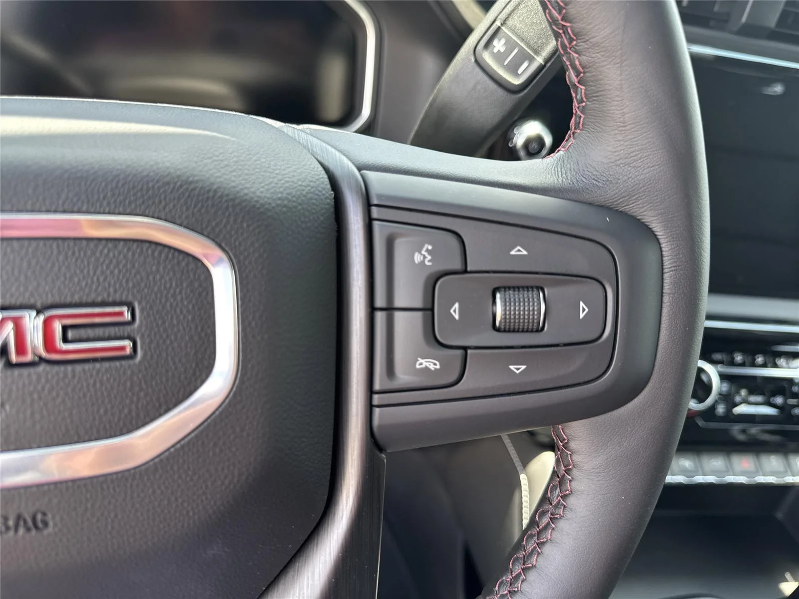 New 2026 Sterling Metallic GMC AT4X image 27